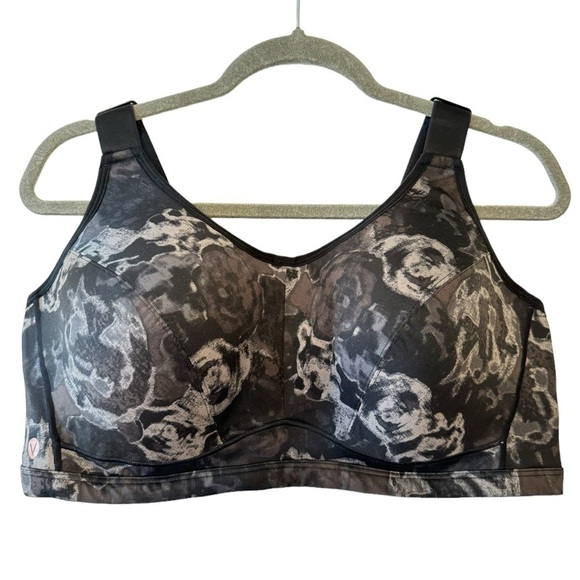 Livi Active High Impact Sports Bra 44DD